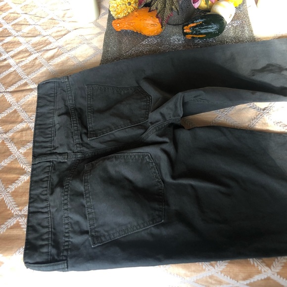 🌸Buy 2 for $10🌸 Dark hunter green jeans 30x 32 - Picture 4 of 6